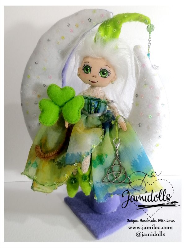 Hada Verde: Muñeca encantada - Image 3